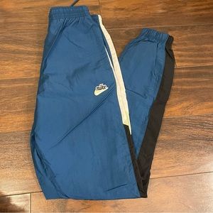 Nike Sportswear Joggers